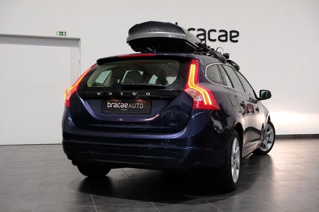 volvo-v60-2015-diesel-1560cc