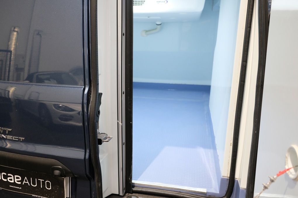 ford-transit-2020-diesel-1499cc