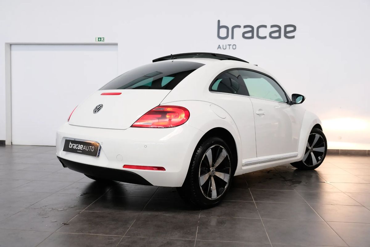 volkswagen-beetle-2012-diesel-1598cc