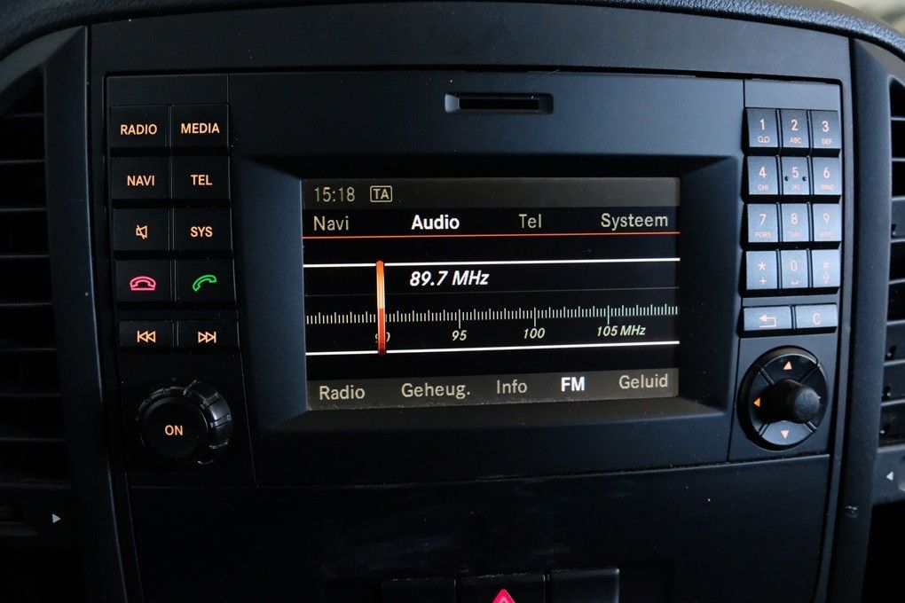 mercedes-benz-vito-2015-diesel-1598cc