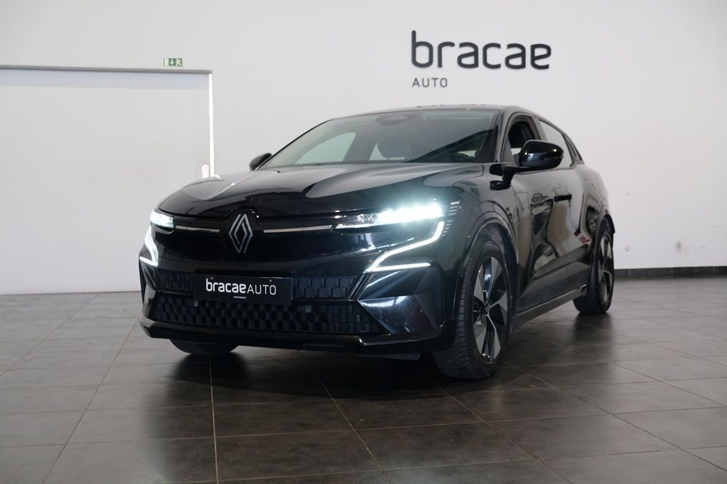 renault-megane-e-tech-2023-eletrico-0cc
