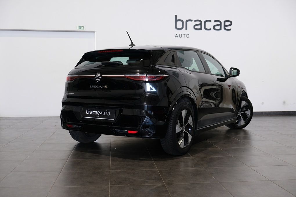 renault-megane-e-tech-2023-eletrico-0cc