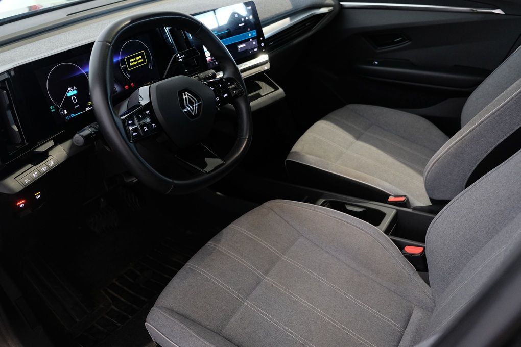 renault-megane-e-tech-2023-eletrico-0cc
