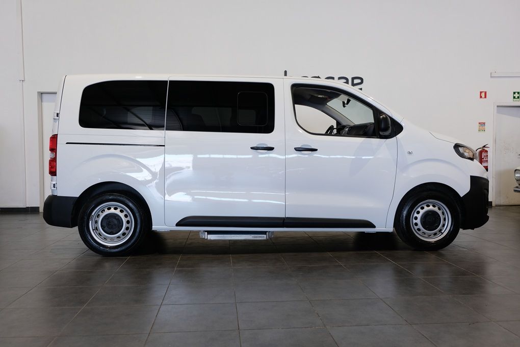 peugeot-expert-2017-diesel-1560cc
