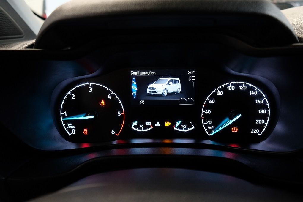 ford-transit-connect-2019-diesel-1499cc