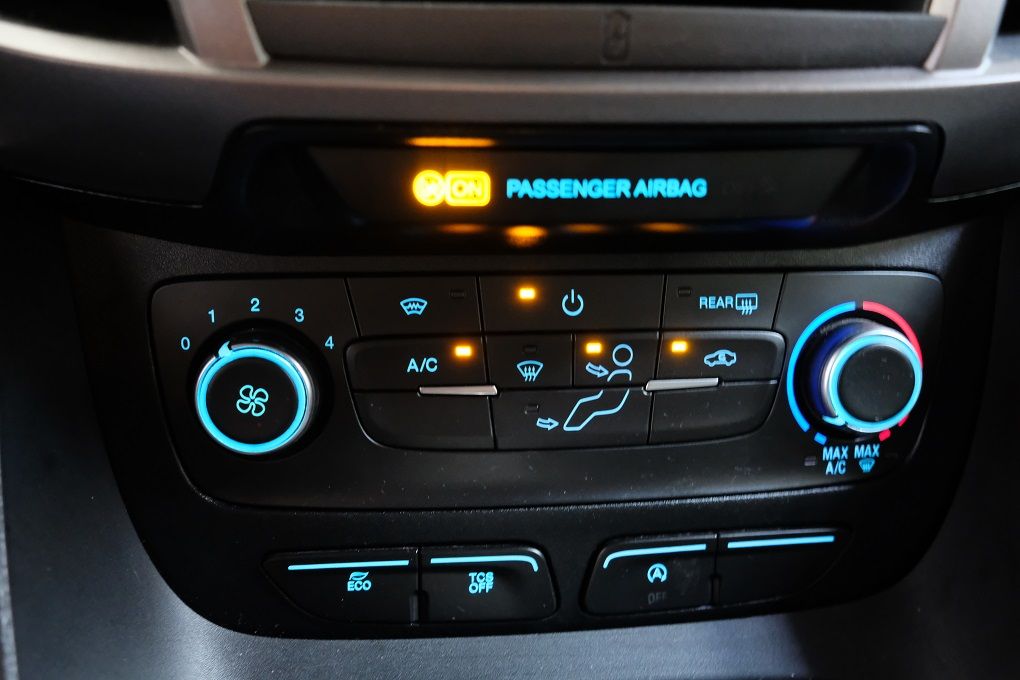 ford-transit-connect-2019-diesel-1499cc