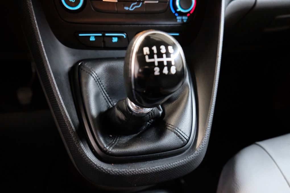 ford-transit-connect-2019-diesel-1499cc