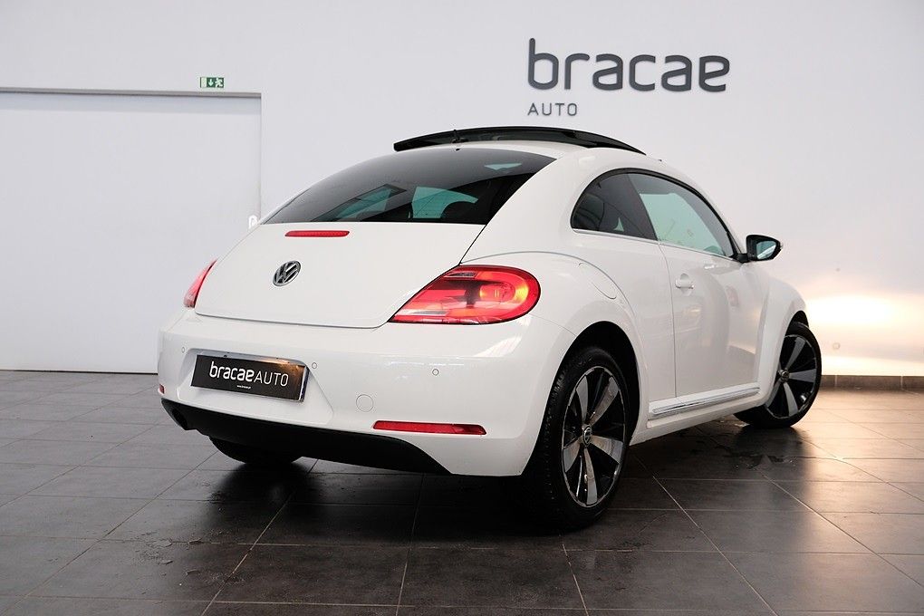 volkswagen-beetle-2012-diesel-1598cc