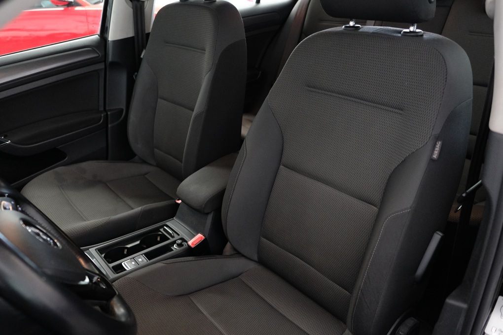 volkswagen-golf-2019-gasolina-999cc