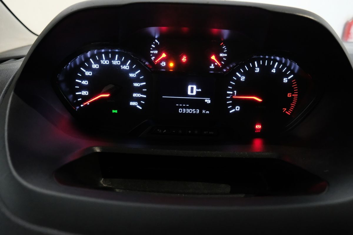 peugeot-partner-2021-diesel-1499cc