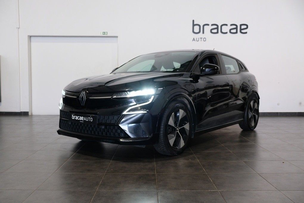 renault-megane-e-tech-2023-eletrico-0cc