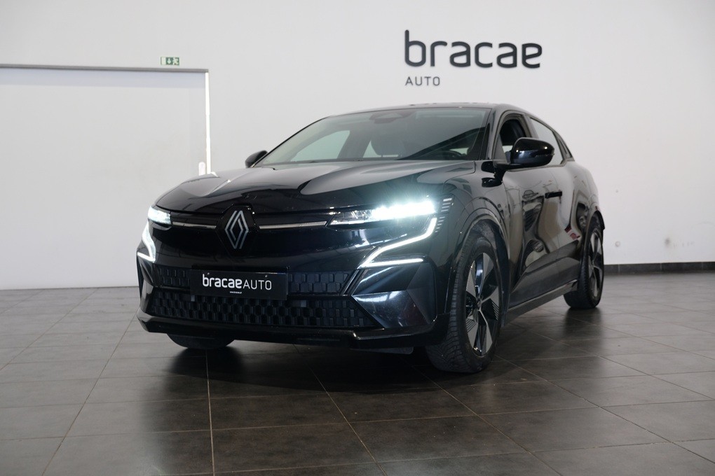 renault-megane-e-tech-2023-eletrico-0cc