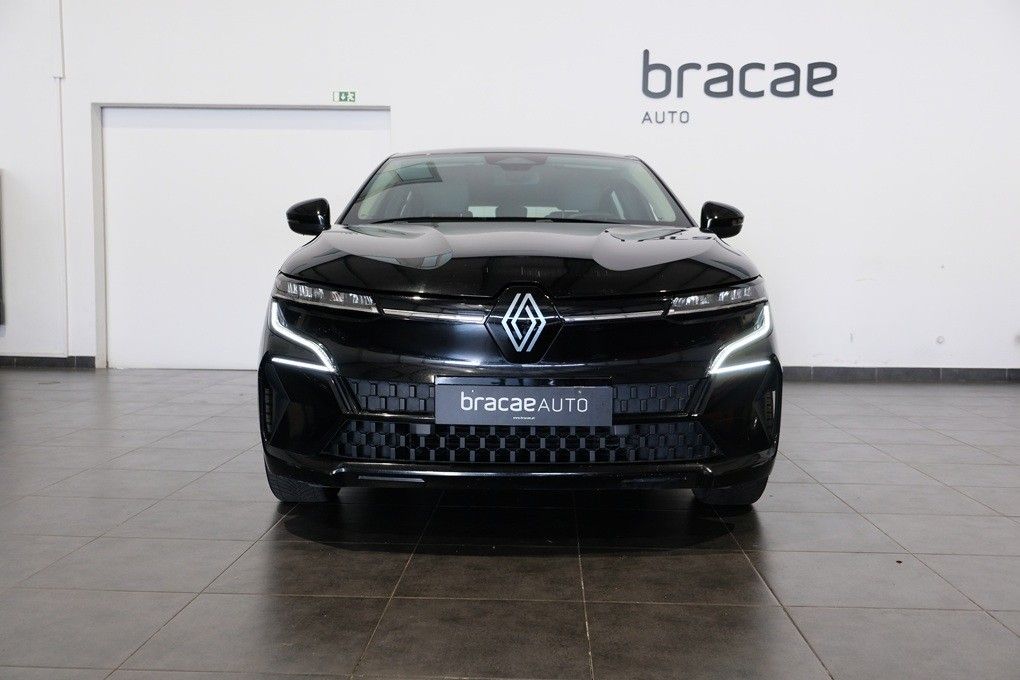 renault-megane-e-tech-2023-eletrico-0cc