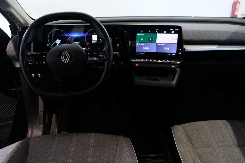 renault-megane-e-tech-2023-eletrico-0cc