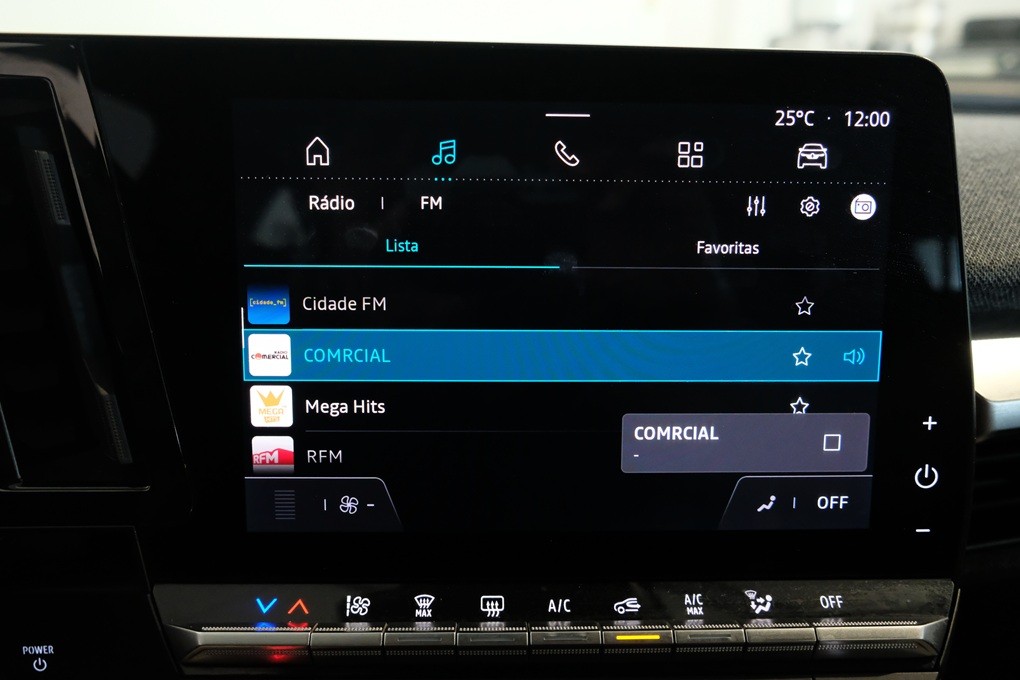 renault-megane-e-tech-2023-eletrico-0cc