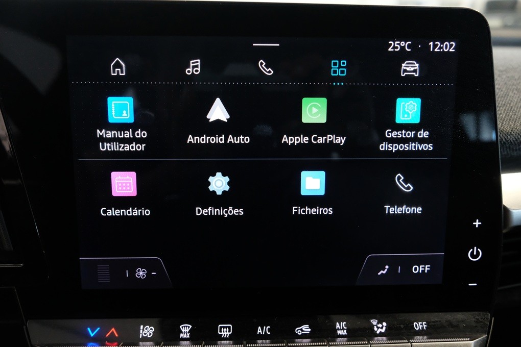 renault-megane-e-tech-2023-eletrico-0cc