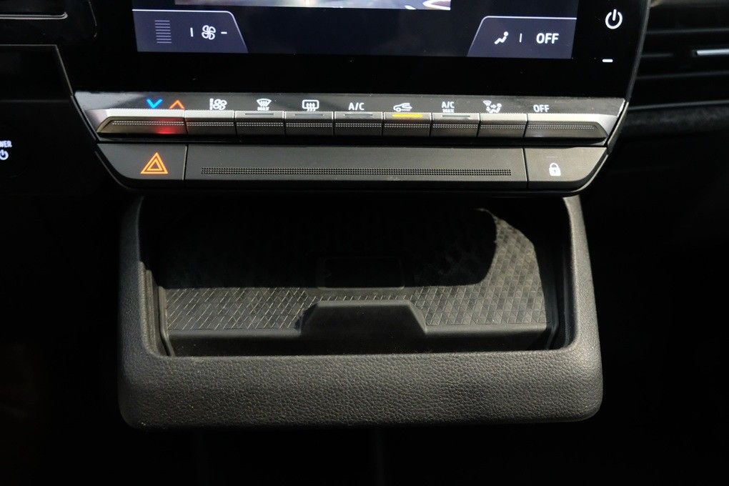 renault-megane-e-tech-2023-eletrico-0cc