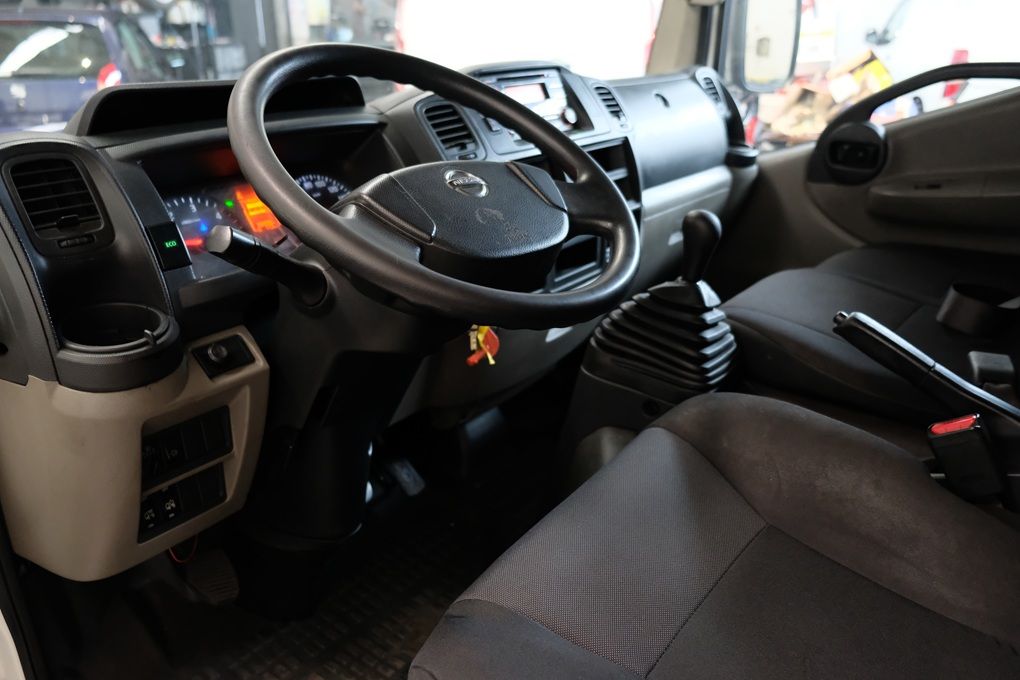 nissan-cabstar-2018-diesel-2953cc
