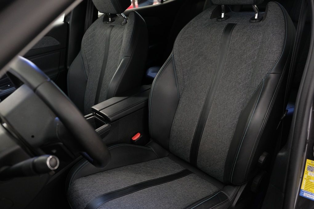 peugeot-408-2023-gasolina-1199cc