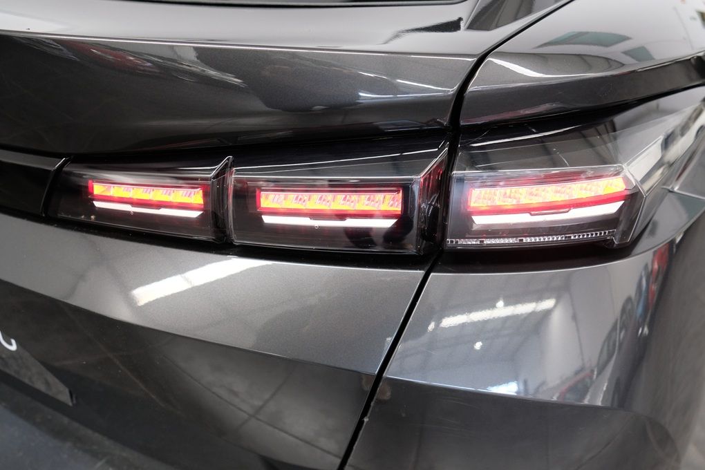 peugeot-408-2023-gasolina-1199cc