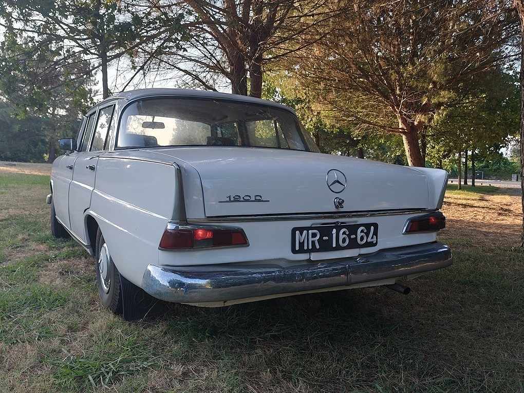 mercedes-benz-190-w110-c-1963-diesel-1980cc