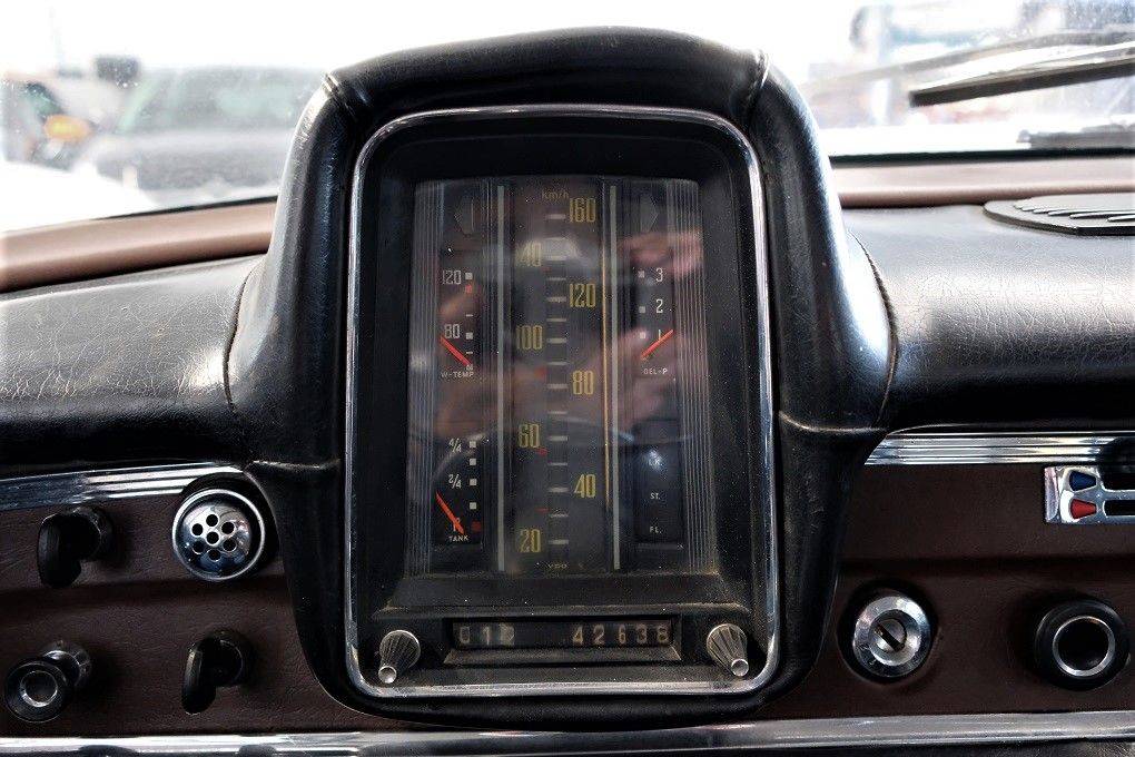 mercedes-benz-190-w110-c-1963-diesel-1980cc