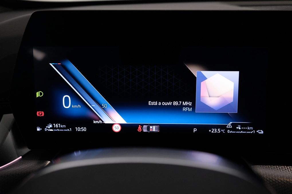 bmw-x1-2023-hibrido-a-gasolina-1499cc