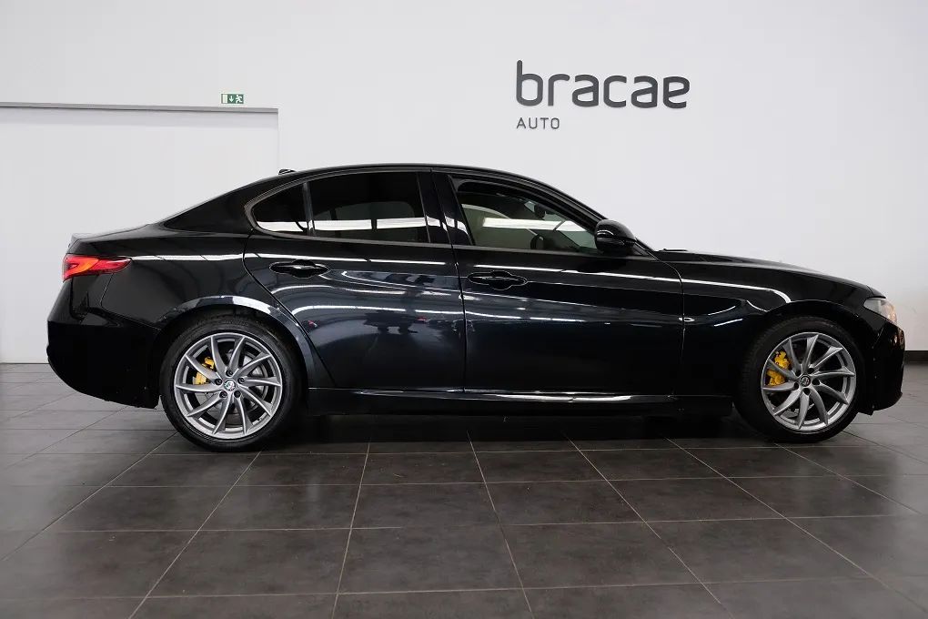 alfa-romeo-giulia-2019-diesel-2143cc
