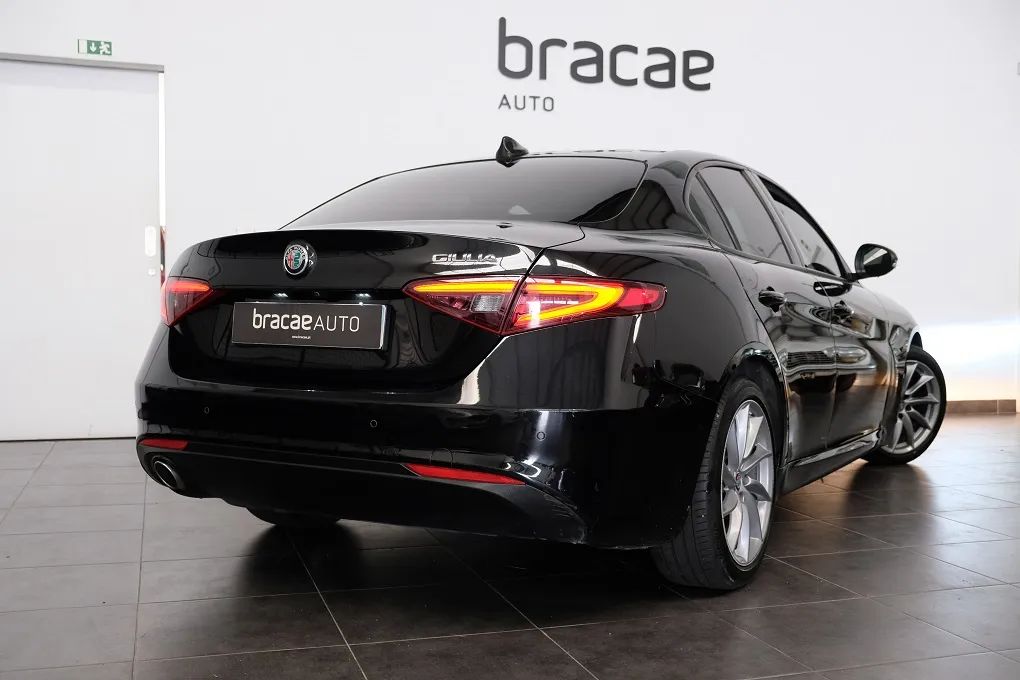 alfa-romeo-giulia-2019-diesel-2143cc