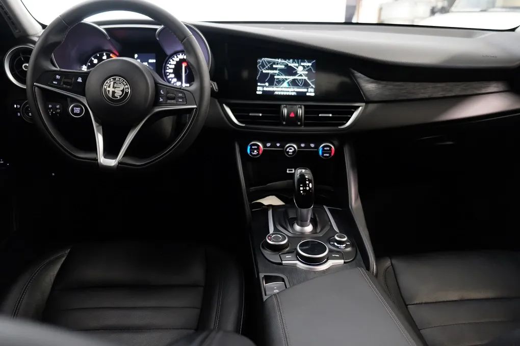 alfa-romeo-giulia-2019-diesel-2143cc