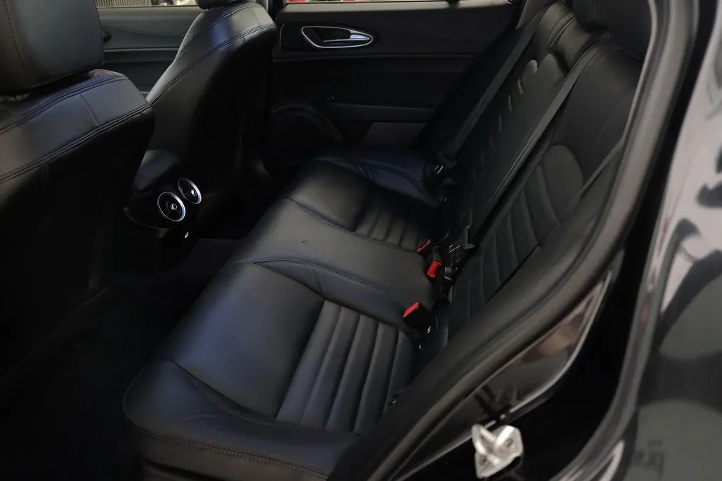 alfa-romeo-giulia-2019-diesel-2143cc