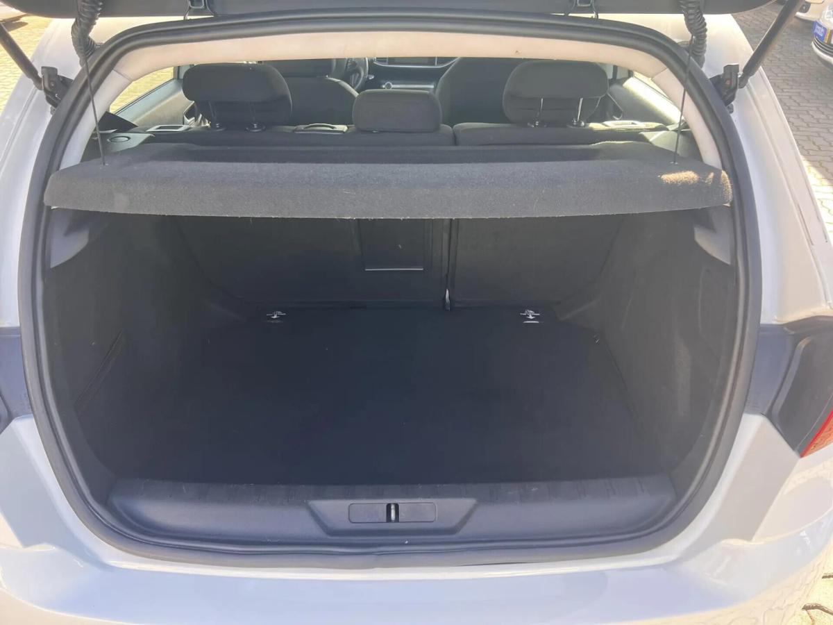 peugeot-308-2015-diesel-1560cc