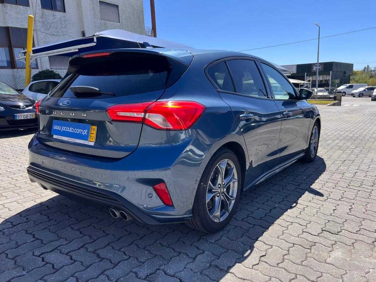 ford-focus-2019-diesel-1499cc