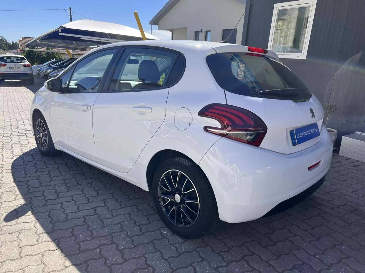 peugeot-208-2014-diesel-1398cc