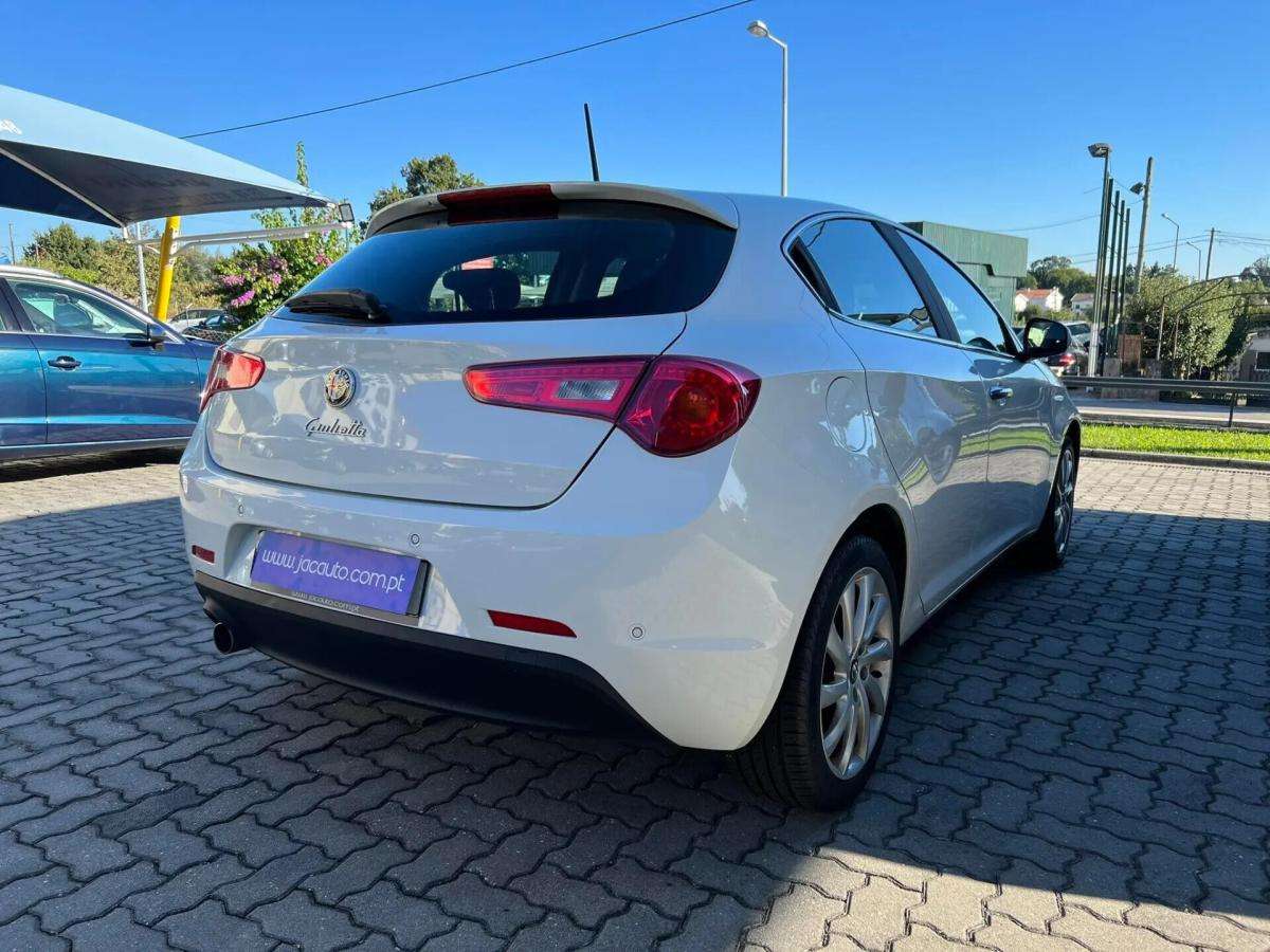 alfa-romeo-giulietta-2015-diesel-1598cc