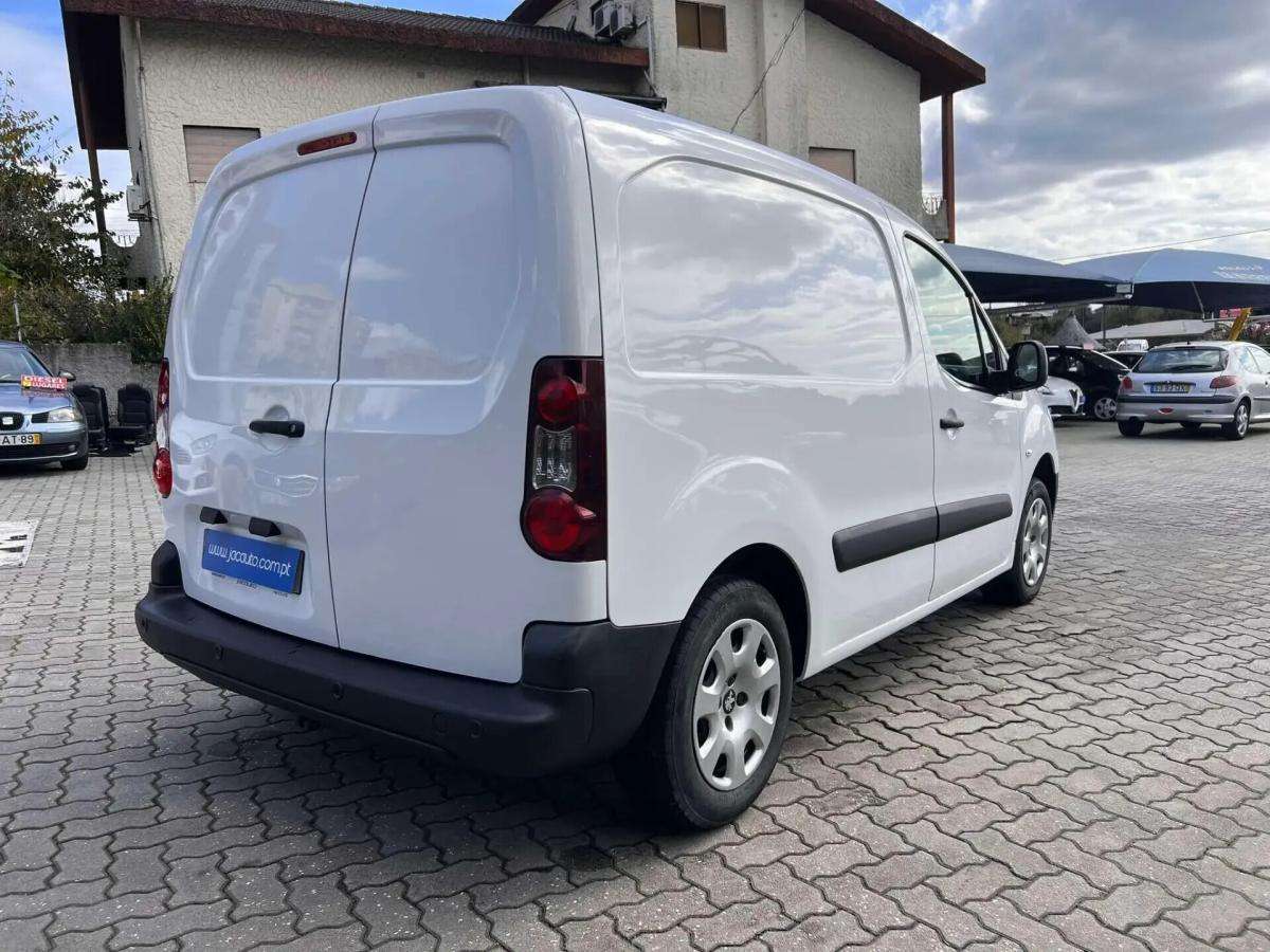 peugeot-partner-2018-diesel-1560cc