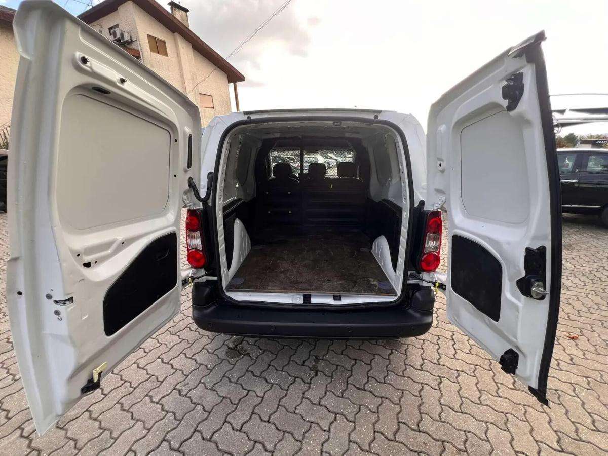 peugeot-partner-2018-diesel-1560cc