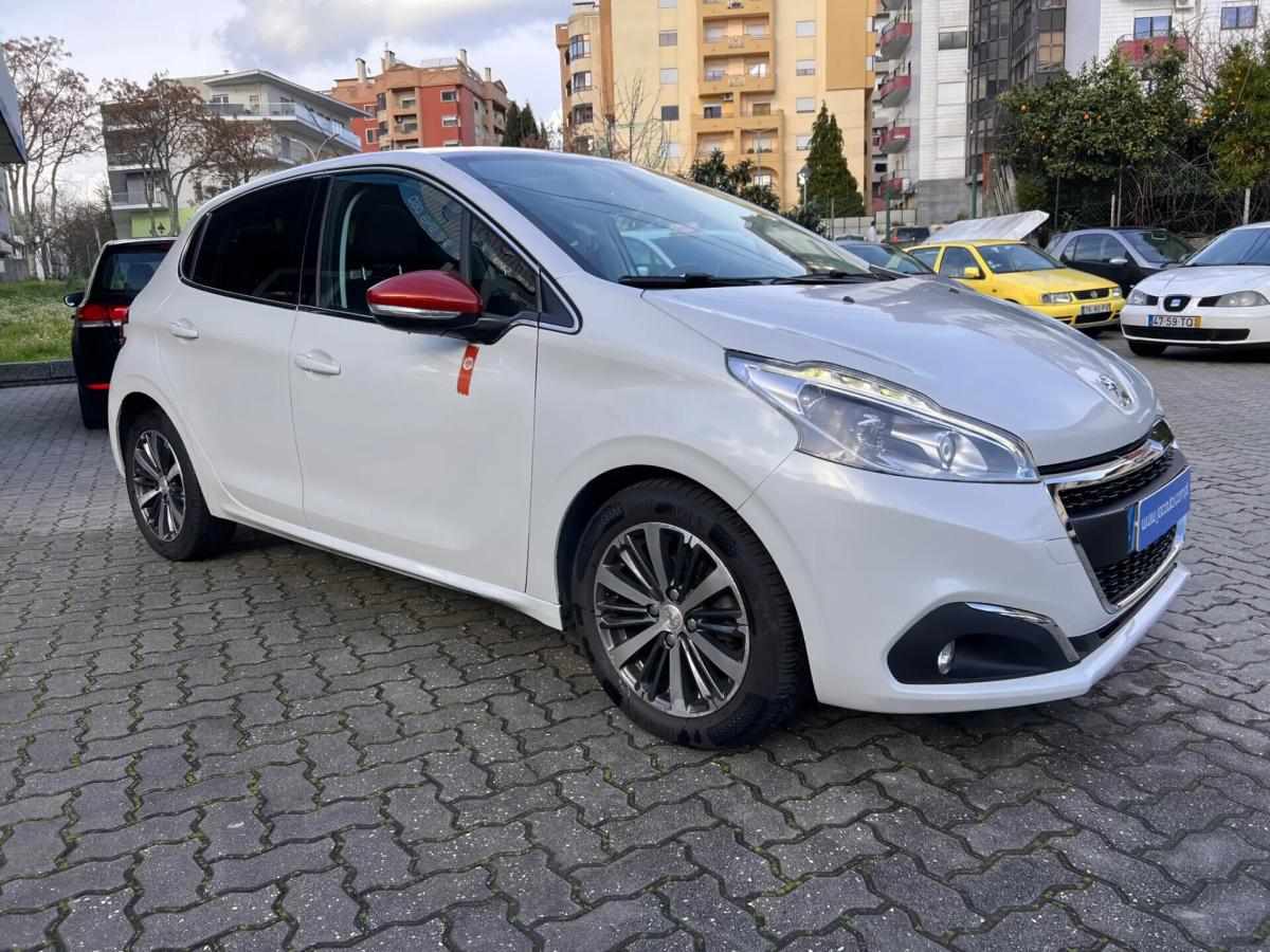 peugeot-208-2016-diesel-1560cc