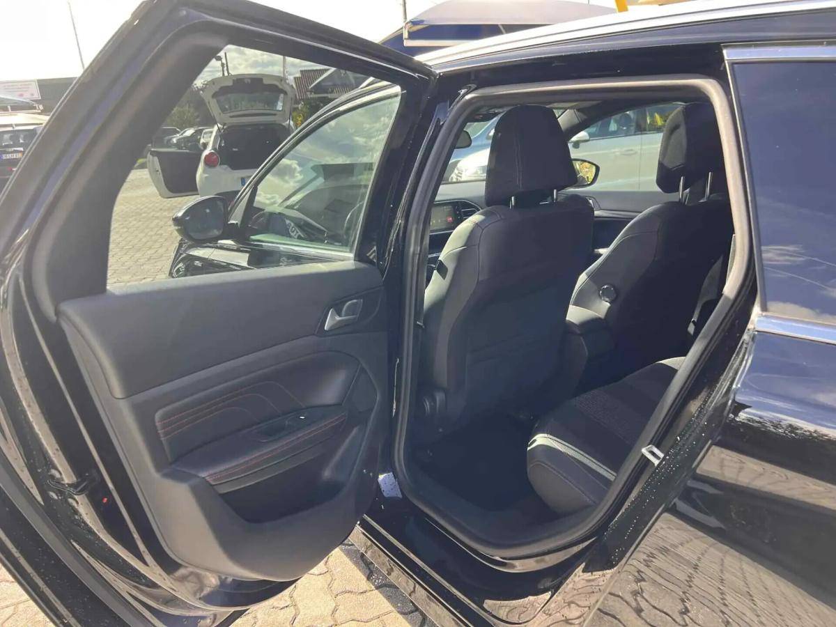 peugeot-308-sw-2017-diesel-1560cc