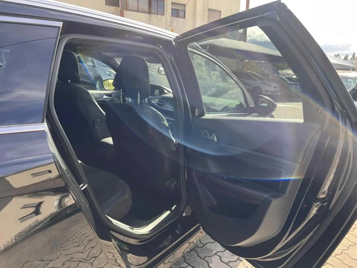 peugeot-308-sw-2017-diesel-1560cc