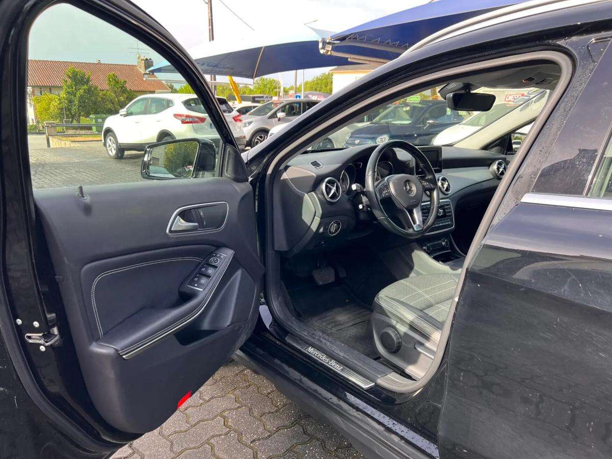 mercedes-benz-gla-200-cdi-2014-diesel-2143cc