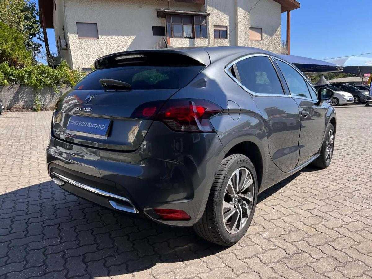 citroen-ds4-2012-diesel-1560cc