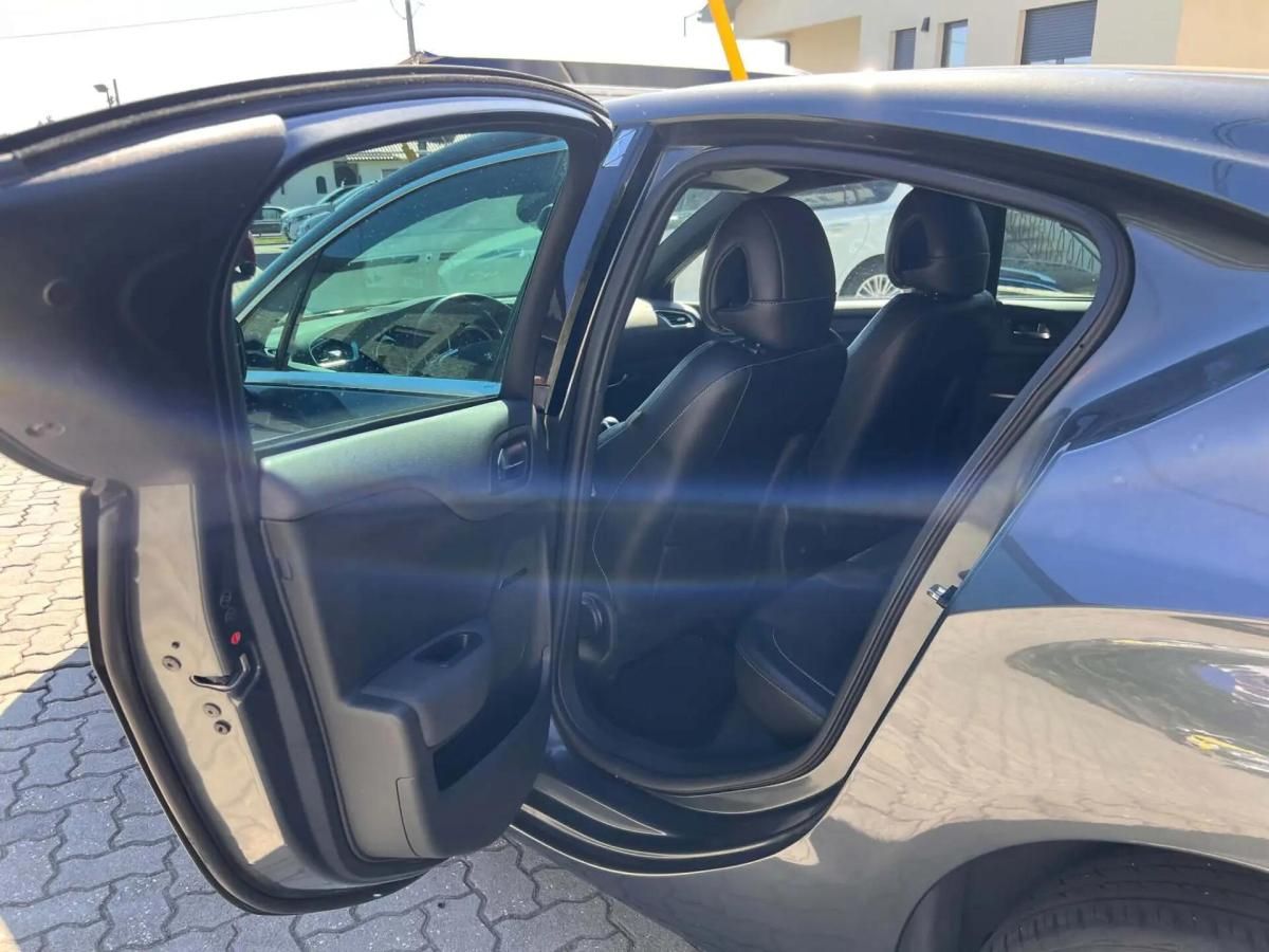 citroen-ds4-2012-diesel-1560cc