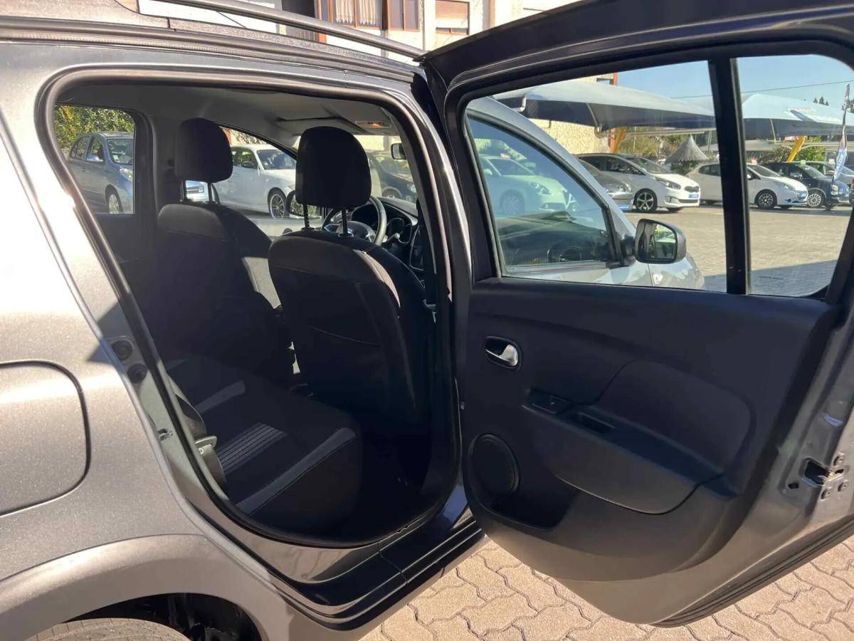 dacia-sandero-2018-gasolina-898cc