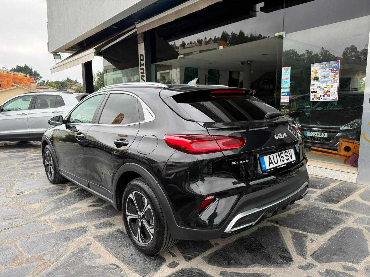 kia-xceed-2022-hibrido-a-gasolina-1580cc