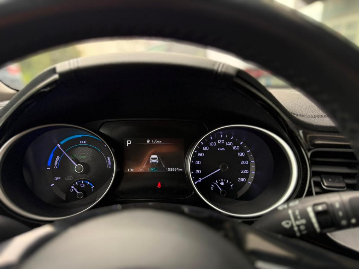 kia-xceed-2022-hibrido-a-gasolina-1580cc