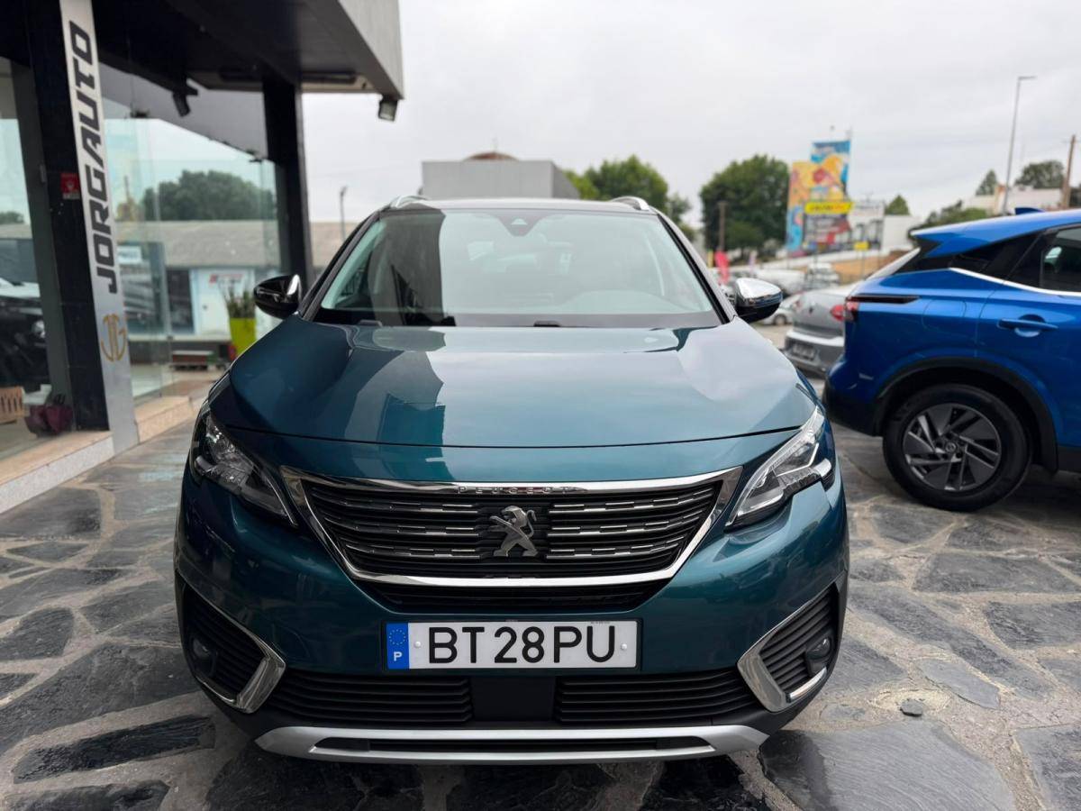 peugeot-5008-2019-gasolina-1199cc