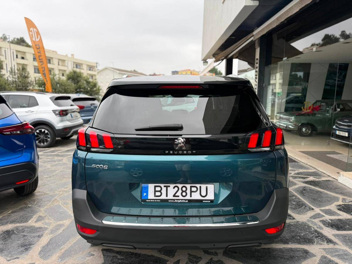 peugeot-5008-2019-gasolina-1199cc