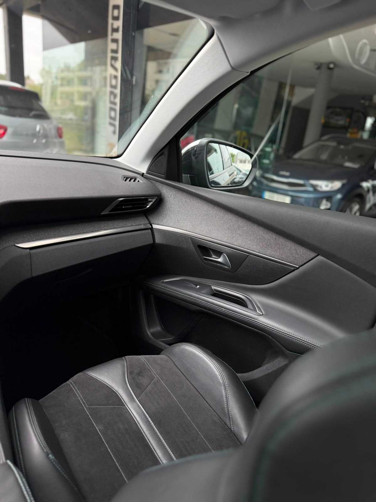 peugeot-5008-2019-gasolina-1199cc