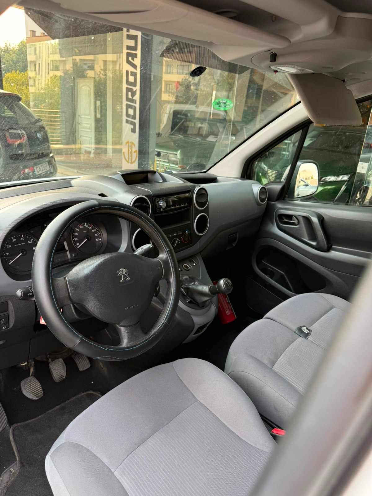 peugeot-partner-2013-diesel-1560cc